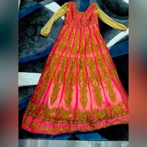 Hot pink and beige/gold colour
